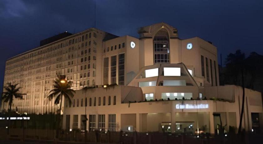Hotel Ruposhi Bangla Дакка Экстерьер фото
